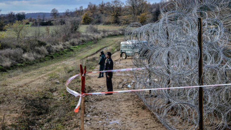 Σερβία-Σλοβενία κλείνουν τα σύνορα Σερβία-Σλοβενία κλείνουν τα σύνορα