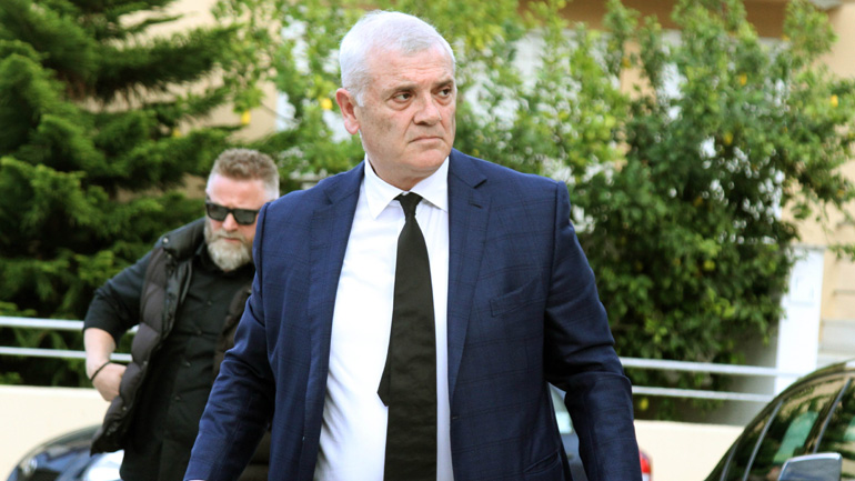 «Έχουν μπερδέψει τους εφιάλτες τους με όνειρα θερινής νυκτός»