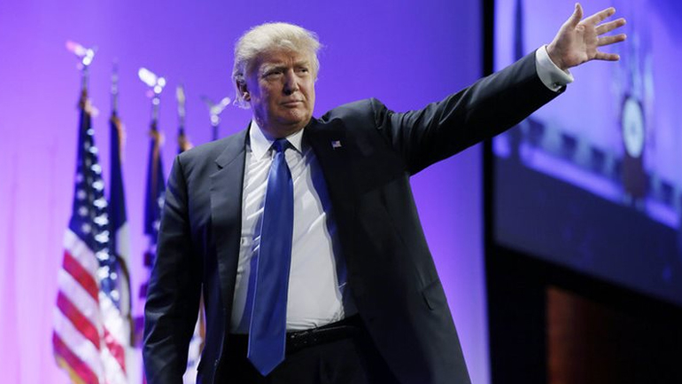 Αξιωματούχος OHE: Αμαυρώνει την εικόνα των ΗΠΑ ο Τραμπ