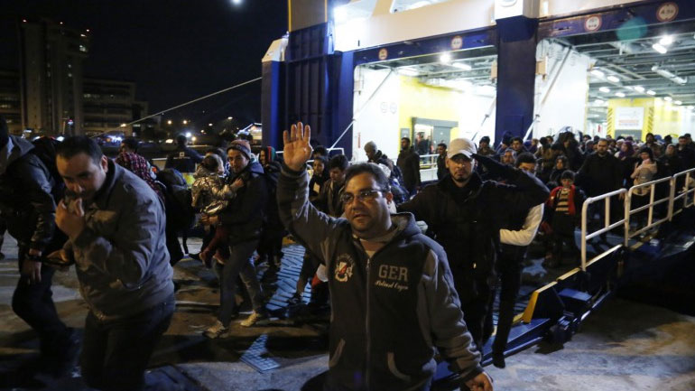 Στο λιμάνι του Πειραιά το «Αριάδνη» με 529 μετανάστες και πρόσφυγες