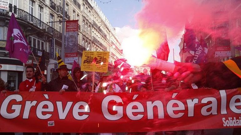 «Παραλύει» η Γαλλία λόγω της 24ωρης γενικής απεργίας