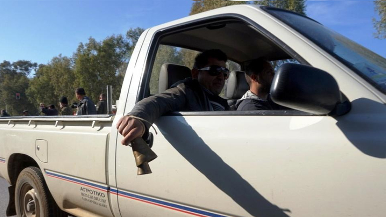 Έκλεψε αγροτικό για να μεταφέρει… άχυρο