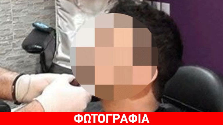 Στα χακί γνωστός Έλληνας τραγουδιστής!