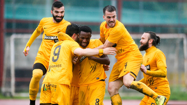 Αγκαλιά με την άνοδο ο Άρης, 2-0 την Καλαμαριά