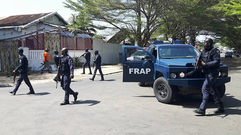 Η Αλ Κάιντα στο Ισλαμικό Μαγκρέμπ πίσω από την επίθεση στην Ακτή Ελεφαντοστού Η Αλ Κάιντα στο Ισλαμικό Μαγκρέμπ πίσω από την επίθεση στην Ακτή Ελεφαντοστού