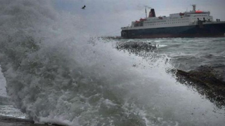 Προβλήματα στις ακτοπλοϊκές συγκοινωνίες λόγω ανέμων