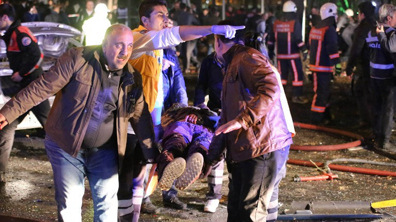 Η Άγκυρα προχώρησε στην απαγόρευση της πρόσβασης σε Facebook και Twitter