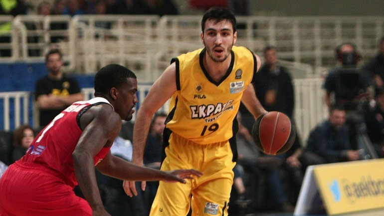 Κατσίβελης: «Μέρα με τη μέρα η ομάδα δείχνει καλύτερο πρόσωπο»