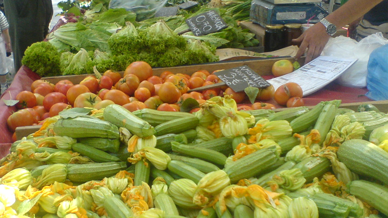 Κανονικά οι λαϊκές αγορές την Καθαρά Δευτέρα