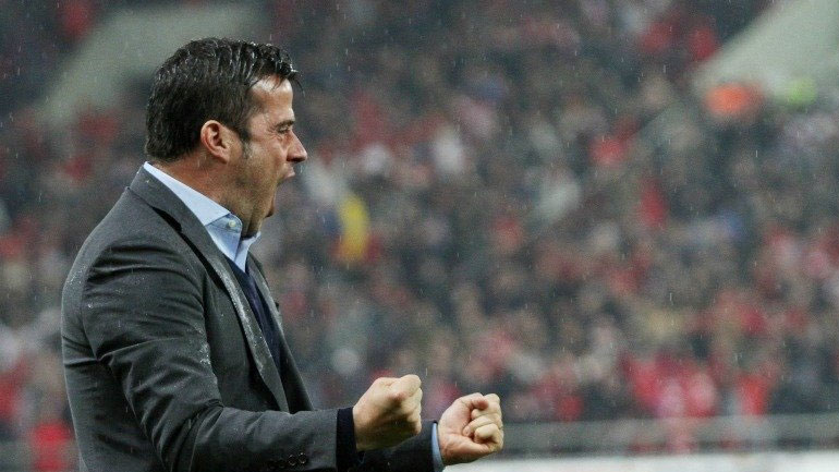 Σίλβα στους ποδοσφαιριστές του: «Εσείς το γυρίσατε το ματς»