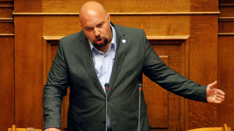 Μπερδεύτηκε ο Παναγιώταρος