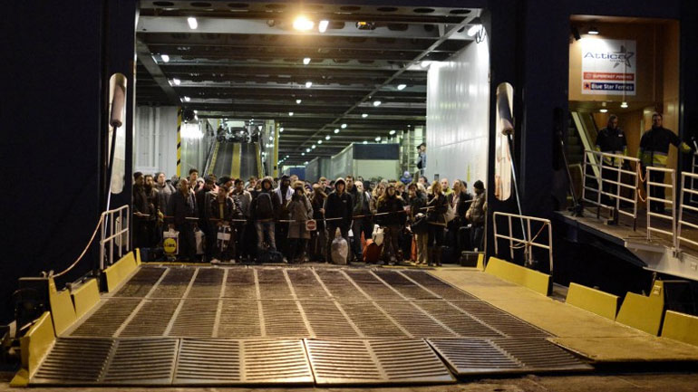 Περίπου 450 πρόσφυγες αναμένονται έως την Πέμπτη στο λιμάνι της Θεσσαλονίκης