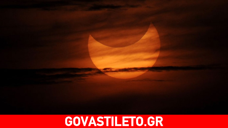 «Απαγορεύονται» οι selfies όταν έχει… έκλειψη ηλίου!