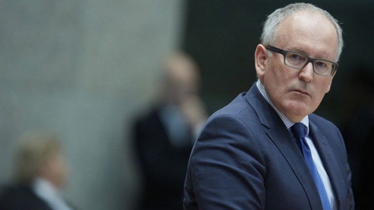 Τίμερμανς: Η Ε.Ε. δεν θα δώσει «ελευθέρας» στην Τουρκία λόγω προσφυγικού