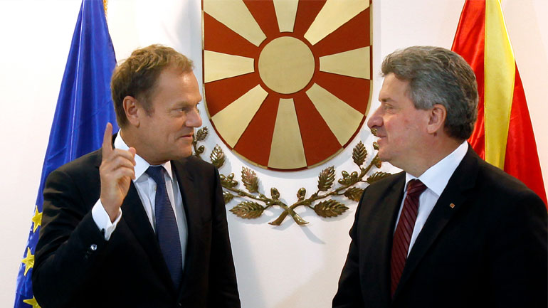 Τηλεφωνική επικοινωνία Τουσκ-Ιβάνοφ