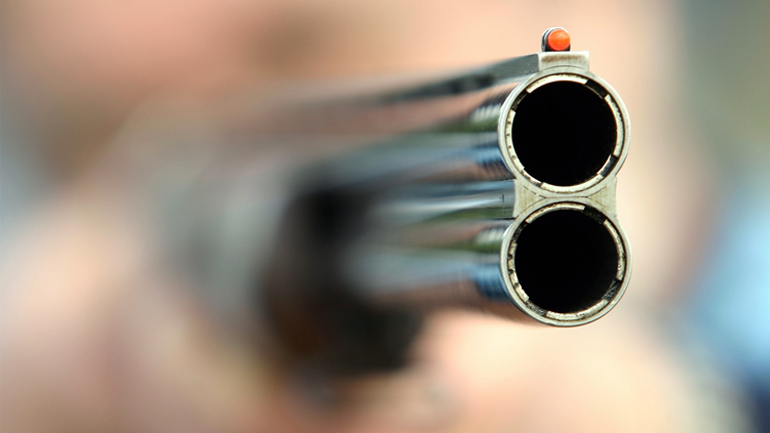 Καρπενήσι: Μπήκε στο γραφείο του συμβολαιογράφου και τον πυροβόλησε εν ψυχρώ!