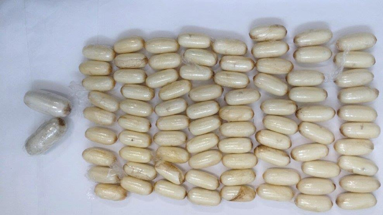 Toν έπιασαν στον Διεθνή Αερολιμένα Αθηνών με κοκαΐνη