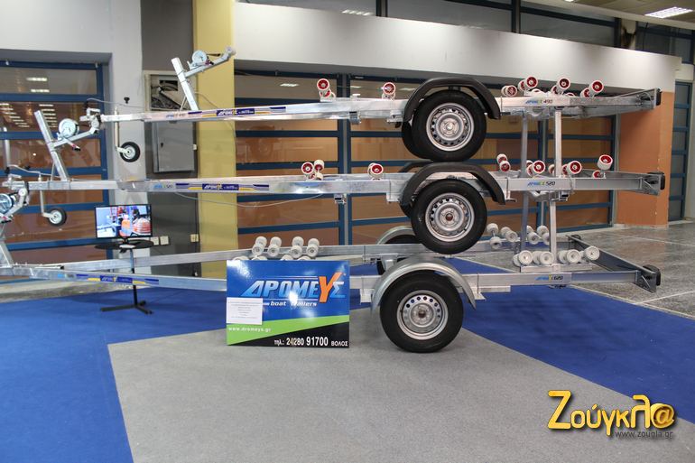 Τρέιλερ για το σκάφος κ.λπ.