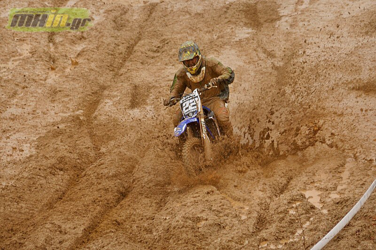 Δεν τις λες και εύκολες συνθληκες...