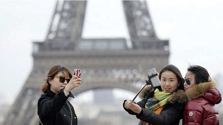 Τα 10 σημεία της γης που οι επισκέπτες λατρεύουν να τραβούν selfies