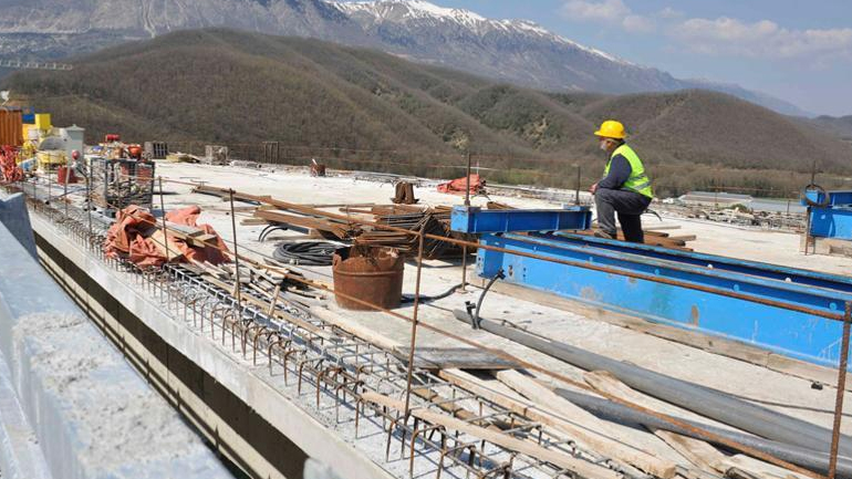 Κομισιόν: «Διπλάσιο το κόστος, απ’ όσο είχε προϋπολογισθεί, για την κατασκευή του ΜΟΡΕΑ»