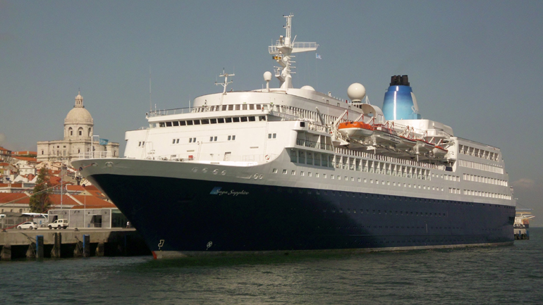Στο λιμάνι του Αργοστολίου το κρουαζιερόπλοιο «Saga Sapphire»