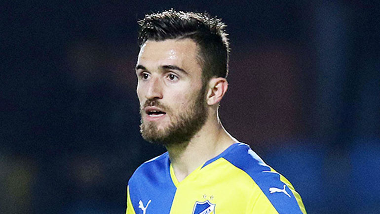 Ζητεί 2 εκατ. για Γιαννιώτα και Μαρτίνες ο Ολυμπιακός