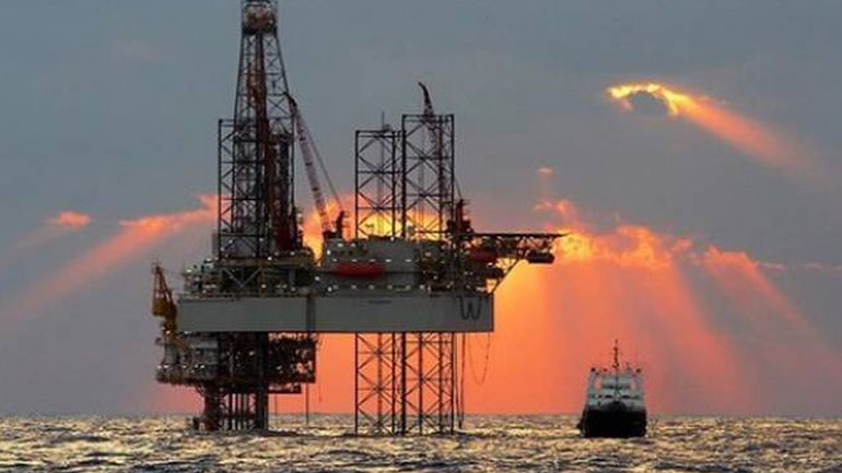 Μικρές απώλειες για το πετρέλαιο