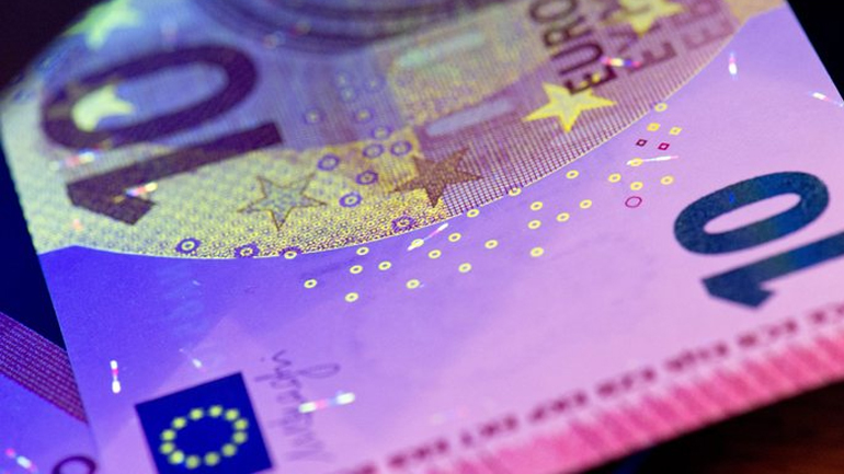 Στον Νόμο Κατσέλη και οι οφειλές προς το Δημόσιο