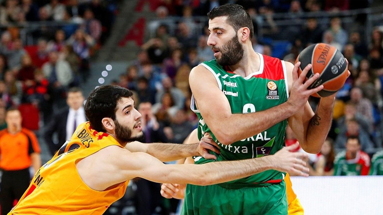 «Καθάρισε» την Μπαρτσελόνα ο Μπουρούσης, 75-71 η Λαμποράλ «Καθάρισε» την Μπαρτσελόνα ο Μπουρούσης, 75-71 η Λαμποράλ