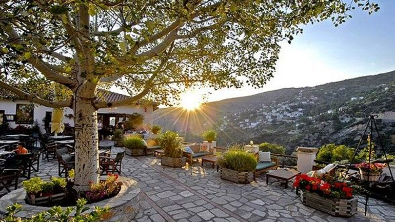 Γερμανός απαγχονίστηκε σε μεζονέτα στην Πορταριά Πηλίου