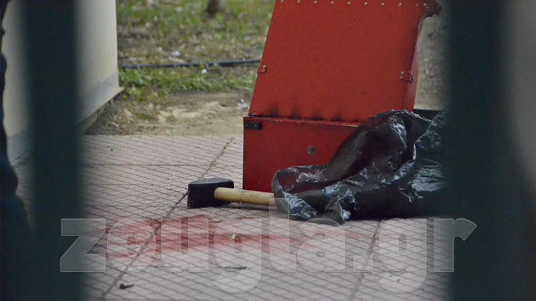 Eπιτέθηκαν με σκεπάρνι στους υπαλλήλους