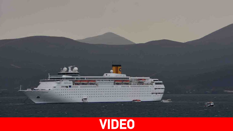 Κρουαζιερόπλοιο δεν κατάφερε να αποβιβάσει τουρίστες στο Ναύπλιο λόγω καιρού