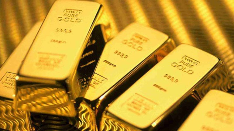 Σε χαμηλό ενός μήνα ο χρυσός