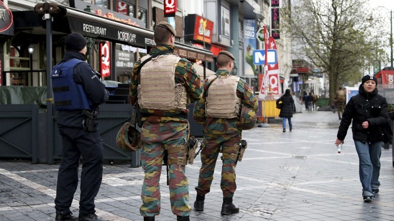 Δράμα: Ασφαλείς οι μαθητές και καθηγητές που επισκέπτονταν τις Βρυξέλλες