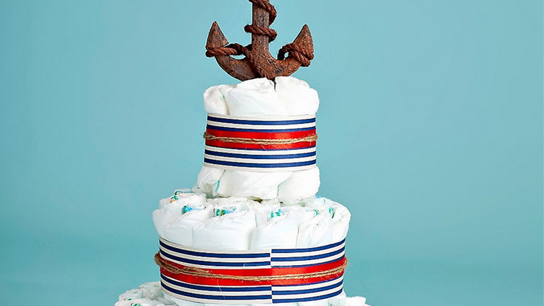 Δημιουργήστε μια τούρτα από… πάνες!