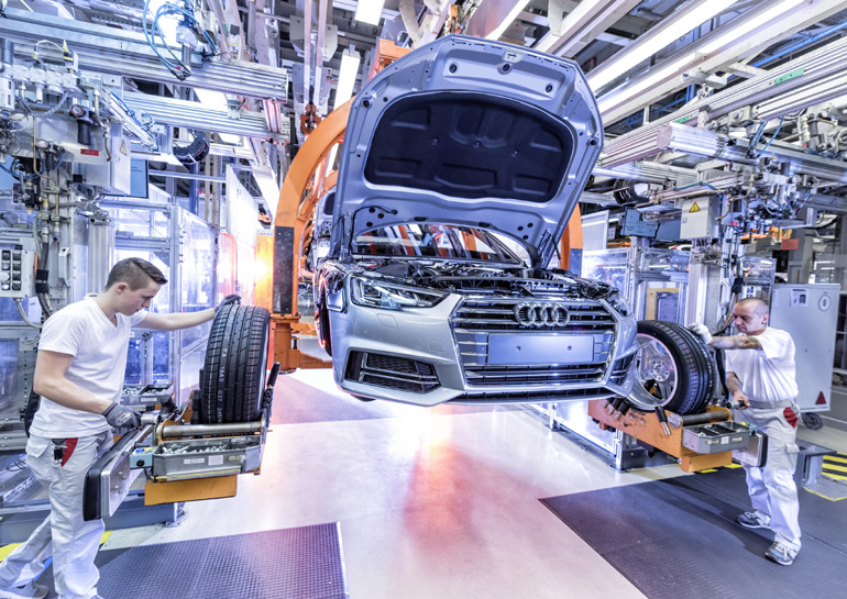 Για να ολοκληρωθεί η κατασκευή ενός αυτοκινήτου θα πρέπει να περάσουν πολλά στάδια συναρμολόγησης...  