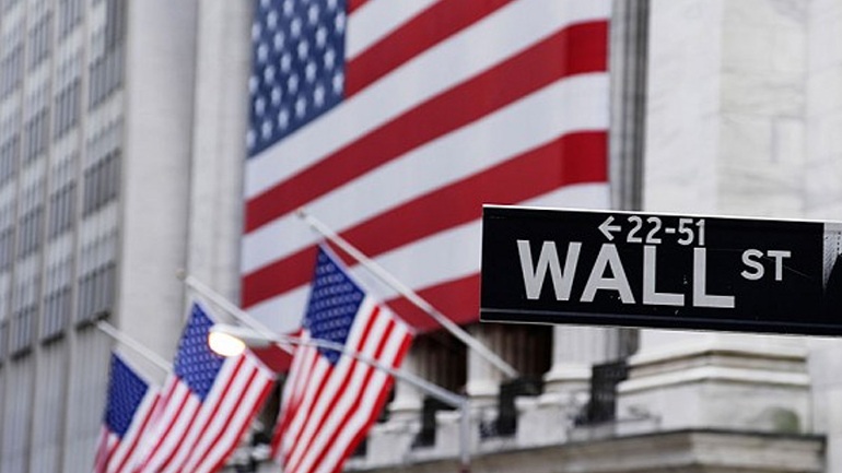 Οριακές διακυμάνσεις στη Wall Street
