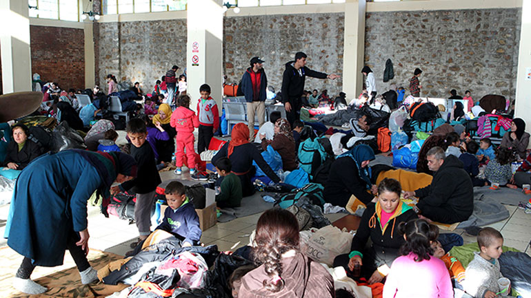 Μειώθηκαν οι μεταναστευτικές ροές προς το λιμάνι του Πειραιά