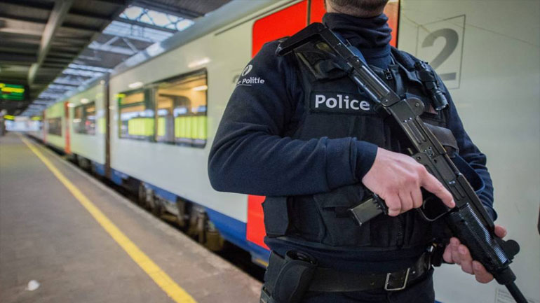 Έξι συλλήψεις υπόπτων στις Βρυξέλλες Έξι συλλήψεις υπόπτων στις Βρυξέλλες