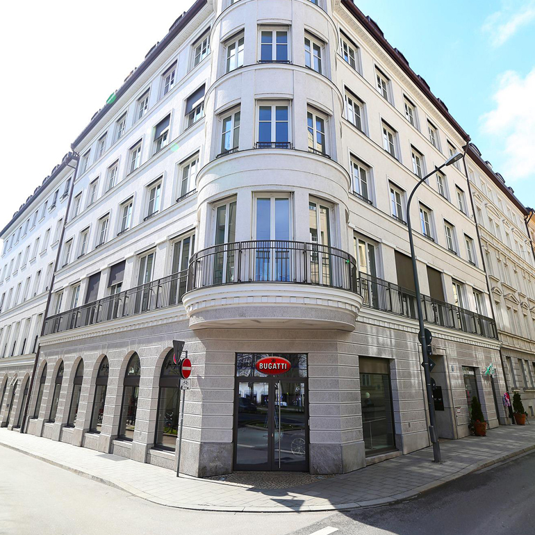 Εντυπωσιακό το νέο κτήριο όπου στεγάζεται η αντιπροσωπεία της Bugatti στο Μόναχο