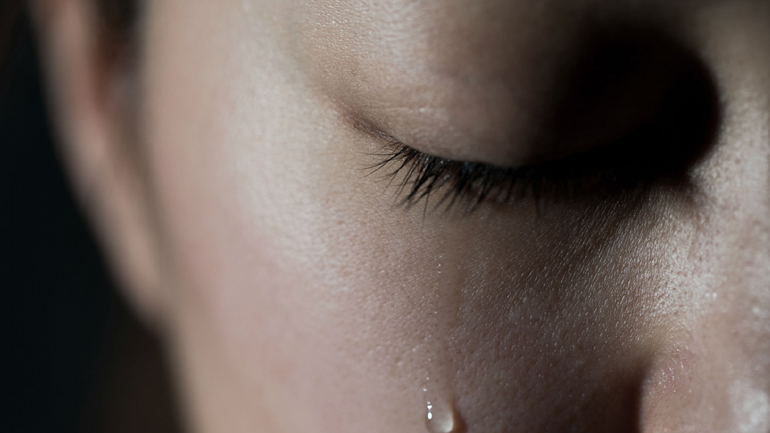 Γιατί οι γυναίκες κλαίνε πιο εύκολα από τους άντρες;