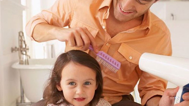 Συμβουλές για να εμπιστευτείτε την επόμενη φορά το μωρό στον μπαμπά του