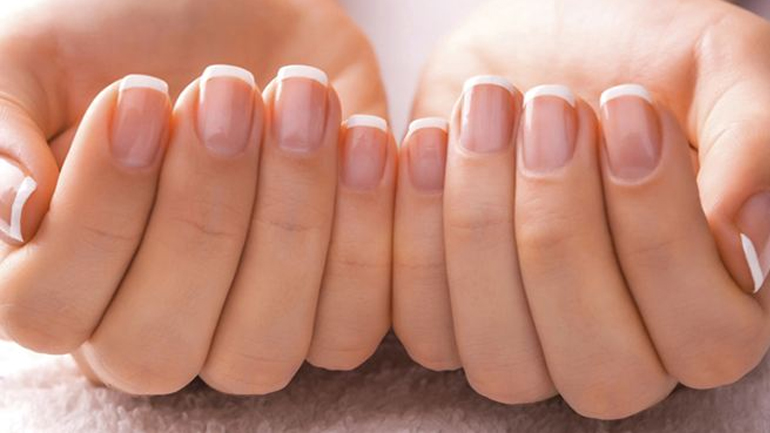 Ελάττωσε τα σπασίματα στα νύχια με μια μάσκα από… πάπρικα!
