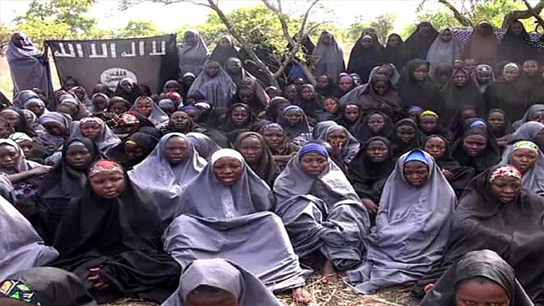 Βομβίστρια αυτοκτονίας υποστηρίζει ότι είναι μαθήτρια που είχε απαχθεί από την Μπόκο Χαράμ