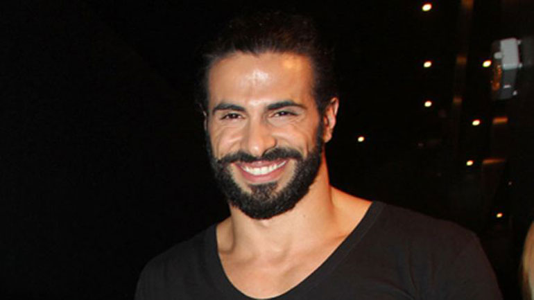 Γιώργος Παράσχος: Αποκαλύπτει το παρασκήνιο της λήξης της συνεργασίας του με την Ελένη Μενεγάκη