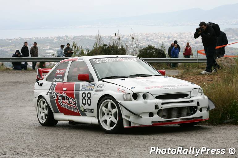 Ο Νικόλας Περατινός έδειξε ποιος είναι το... αφεντικό στην κατηγορία Formula Saloon...