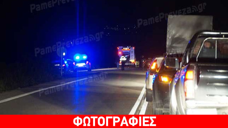 Πρέβεζα: Βραδινή επιχείρηση καθαρισμού του δρόμου από κατολίσθηση