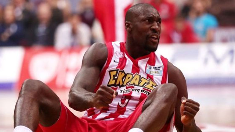 Ολυμπιακός: Μικρό το κακό με τον Xάντερ