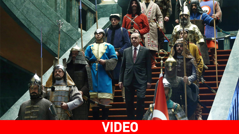 Οργή Ερντογάν για σατιρική εκπομπή στη γερμανική τηλεόραση